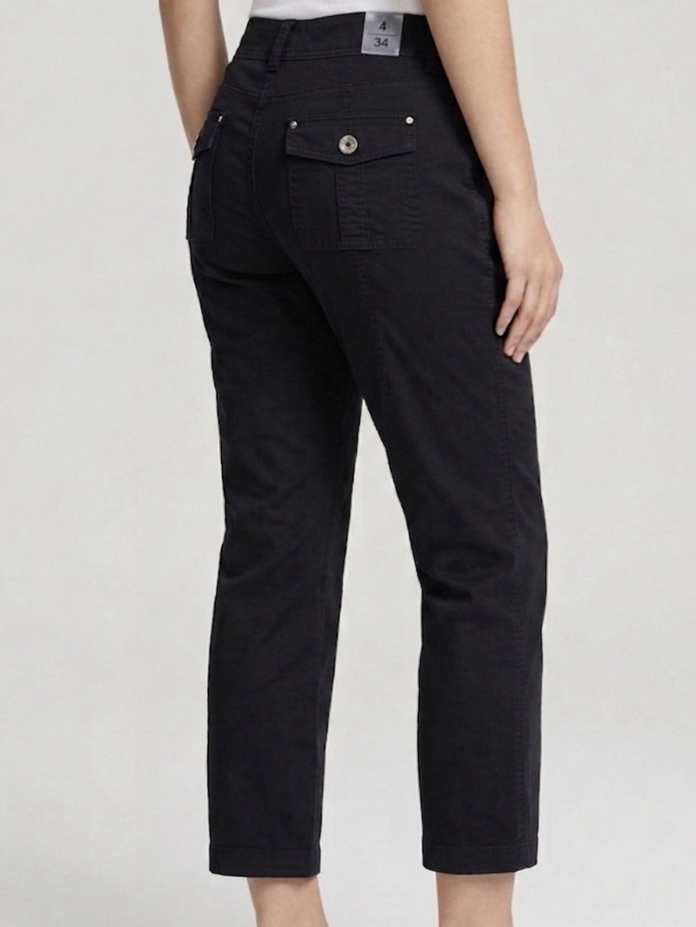 White House Black Market Size 4 Black Utility Crop Pants